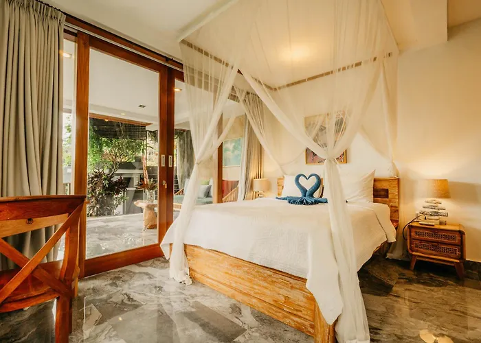 Heaven View 5 Bedroom Sayan