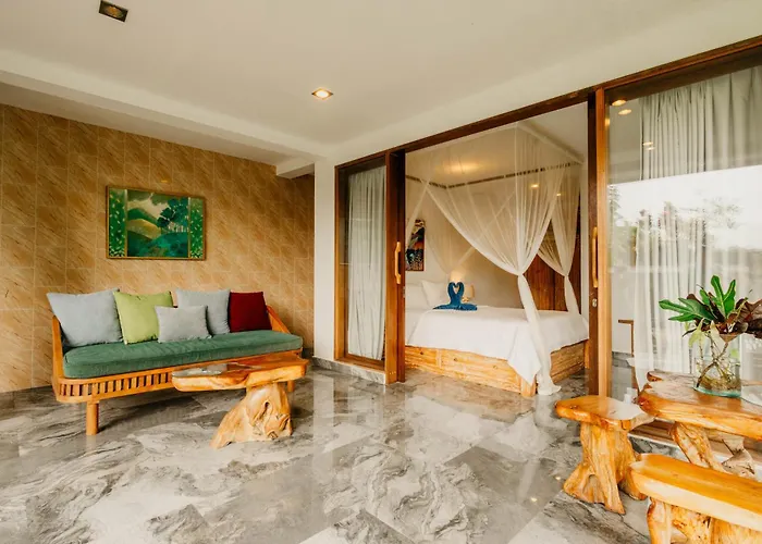 Heaven View 5 Bedroom Sayan Ferienhaus *