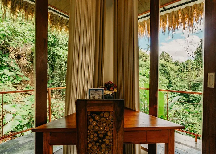 Ferienhaus Heaven View 5 Bedroom Sayan