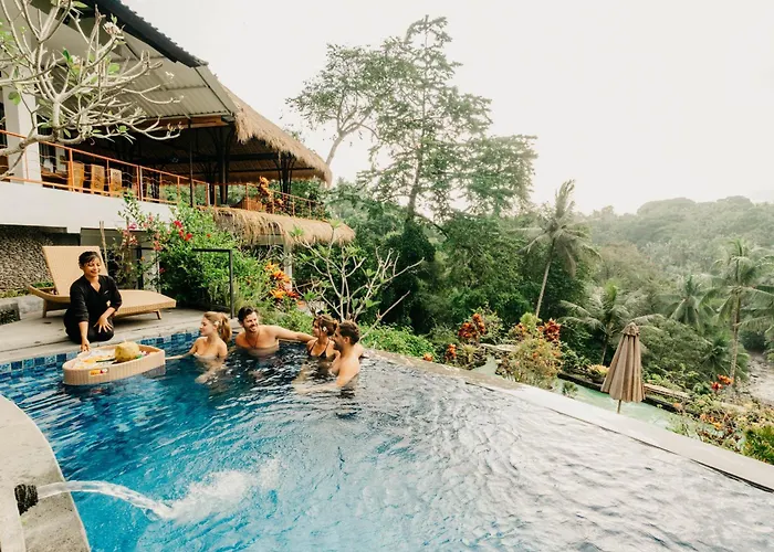 Ferienhaus Heaven View 5 Bedroom Sayan *